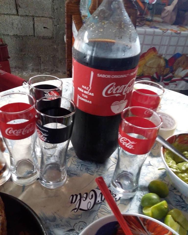Senora Festejo Cumpleanos Coca Cola