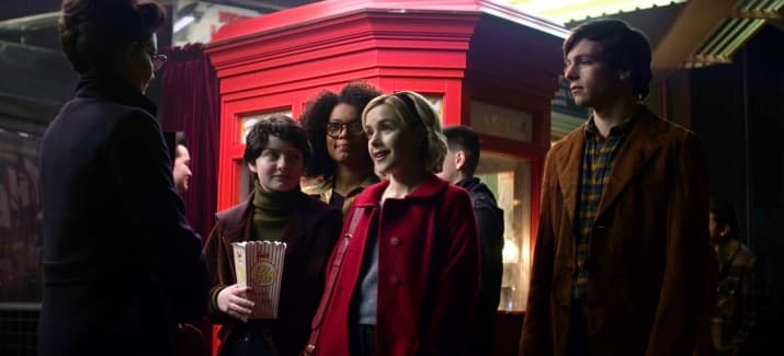 Así se ven los personajes del remake de Sabrina