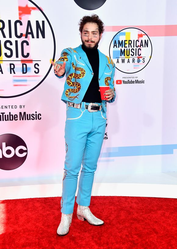 Los mejor y peor vestidos de los American Music Awards 2018