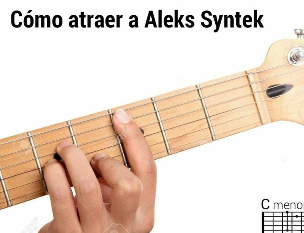 Memes mayores de edad para Aleks Syntek no se les acerque