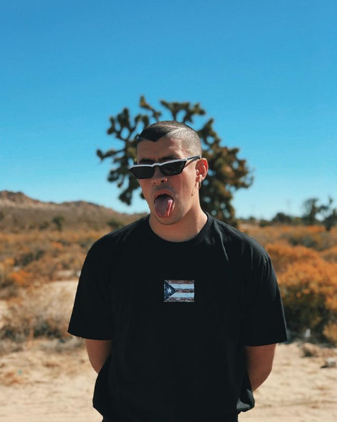 Bad Bunny responde a profesora que lo acusa de crear imbéciles