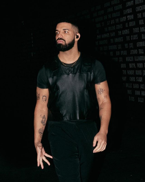 Drake rompe record de The Beatles en Billboard