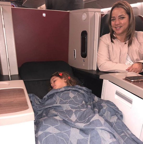 Adamari López recibe visita de su hija en el hospital