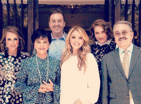 Angélica Rivera se reune con el cast de Ventaneando