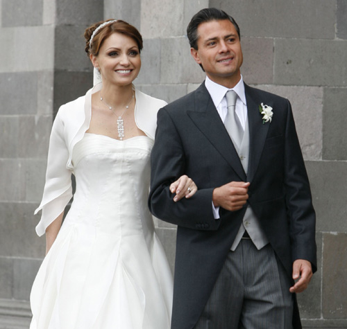 Peña Nieto y Angélica Rivera cumplen años casados y no lo recuerdan