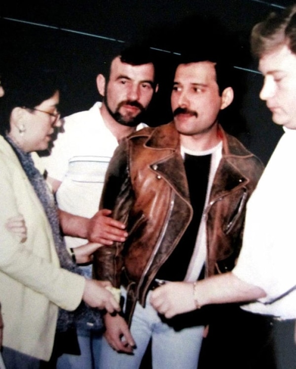 Bohemian Rhapsody no mostró a Jim y Freddie Mercury juntos