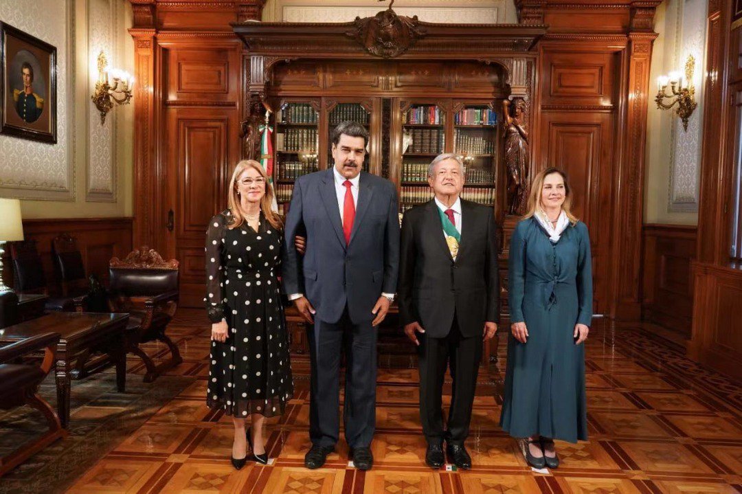 Los looks de Beatriz Gutiérrez Muller en la toma de posesión