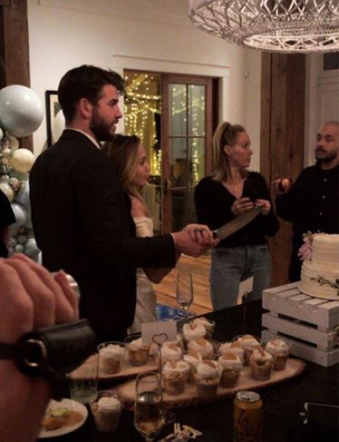 Las fotos de la boda secreta de Miley Cyrus y Liam Hemsworth