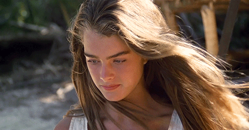 Brooke Shields publica foto en bikini a los 52 años