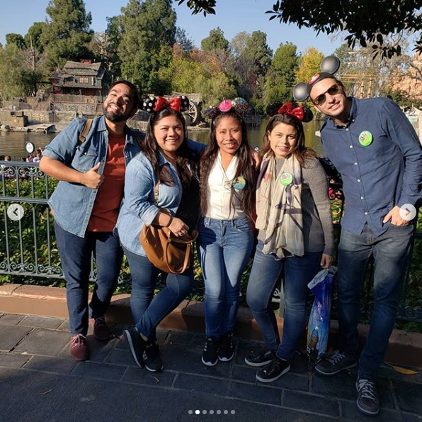 Así festejó su cumpleaños Yallitza Aparicio