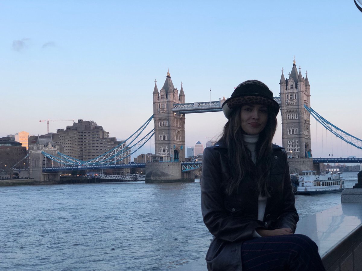 Mamá de Eiza González le toma fotos