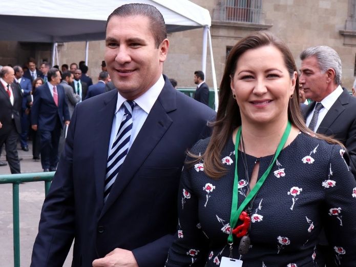 Mhoni Vidente predijo la muerte de Martha Erika Alonso y Rafael Moreno Valle
