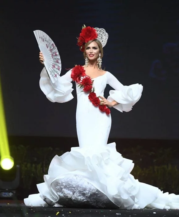 Los mejores trajes típicos de Miss Universo