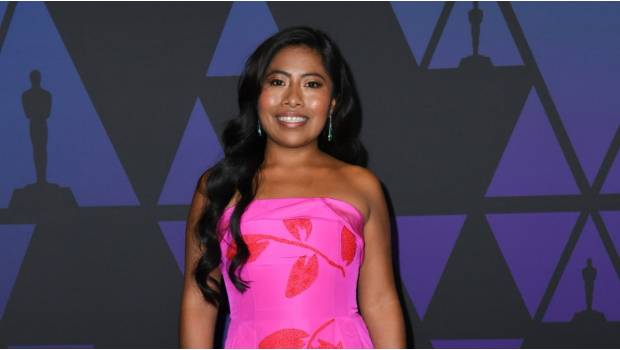 Yalitza Aparicio triunfando en revistas de moda británicas