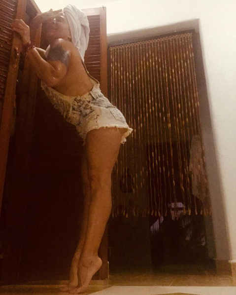 Alejandra Guzmán sube foto sin sostén y el Internet la odia
