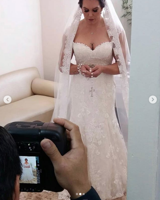 Boda de la mujer musculosa viral en Intenret