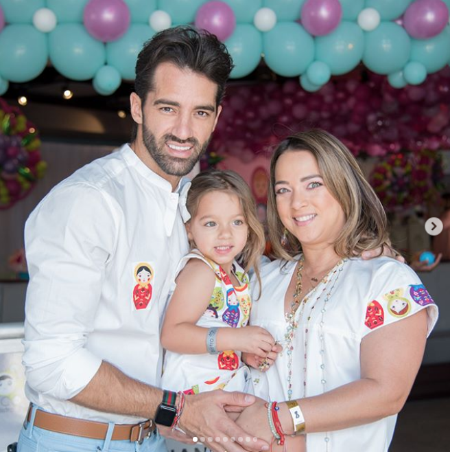 Luis Fonsi revela que le fue infiel a Adamari López