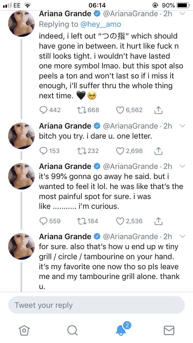 Ariana Grande aclara su tatuaje en japonés