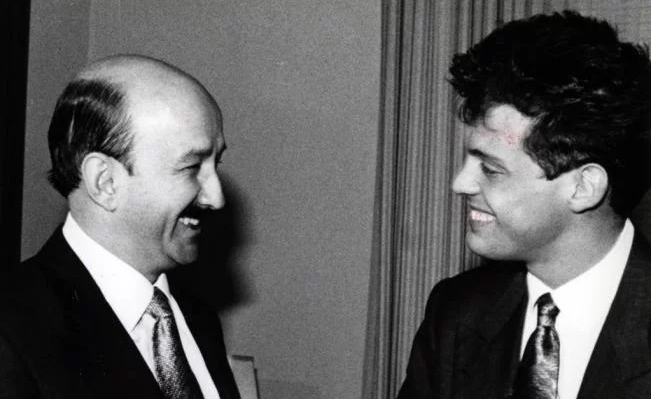 Aseguran que Luis Miguel murió en Los Pinos cuando Carlos Salinas de Gortari