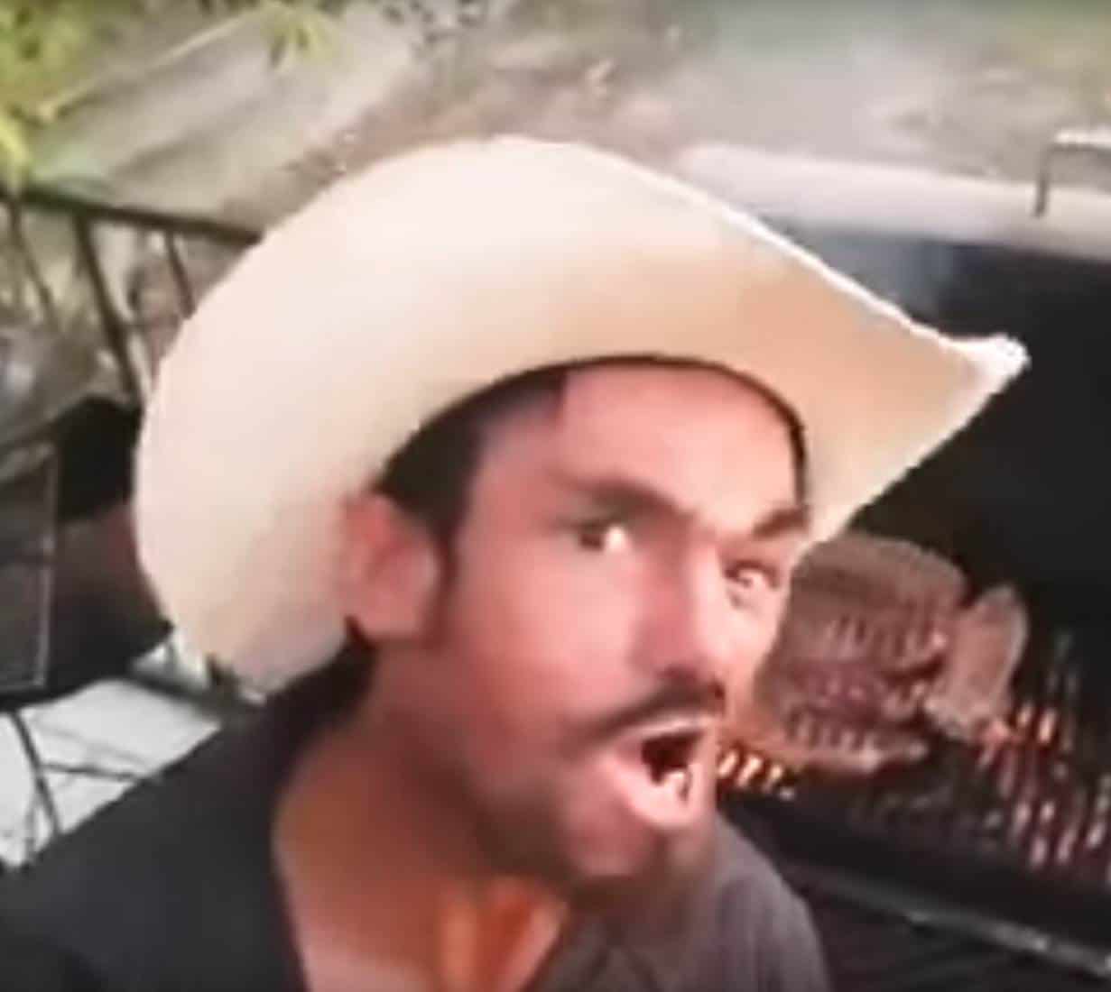 Exceso de carnita asada provocÃ³ contingencia ambiental en MÃ©xico