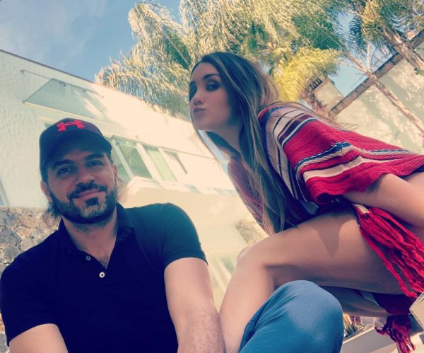 Dulce Maria anuncia compromiso con Paco Álvarez
