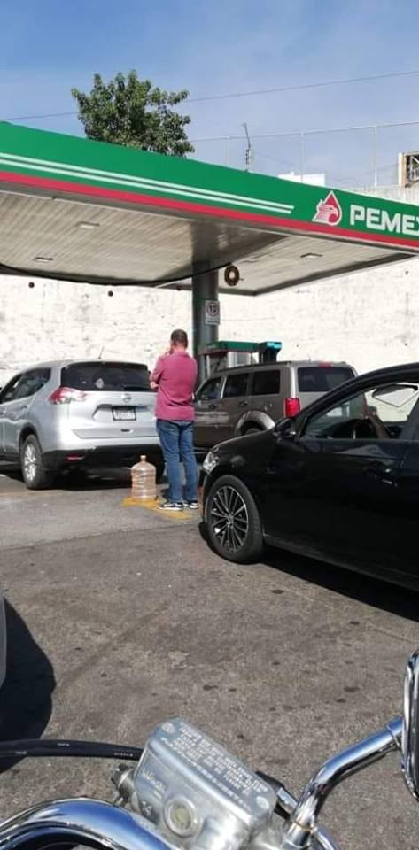 memes-para-sobrevivir-el-desabasto-de-gasolina