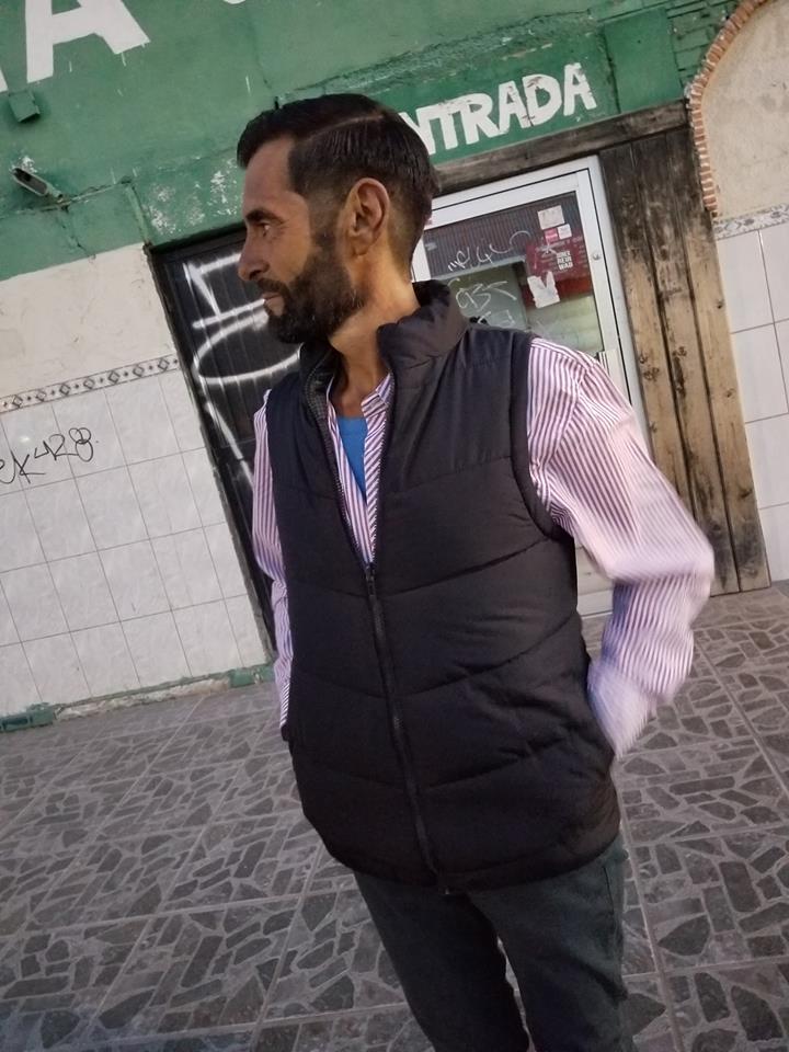 Barbería hace cambio de look a Vagabundo