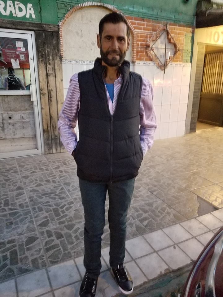 Barbería hace cambio de look a Vagabundo