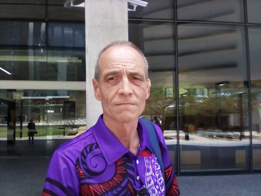 Hombre asegura ser hijo del príncipe Carlos y Camila Parker