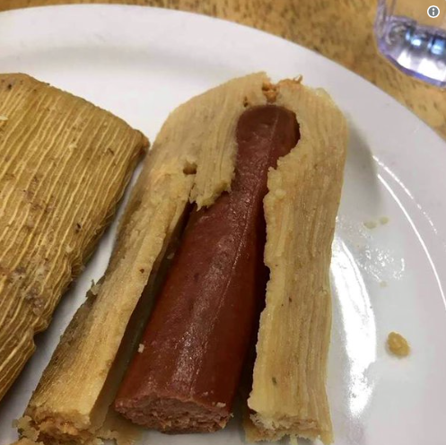 Inventan Tamal-Dog, con salchicha dentro, para retar a Dios