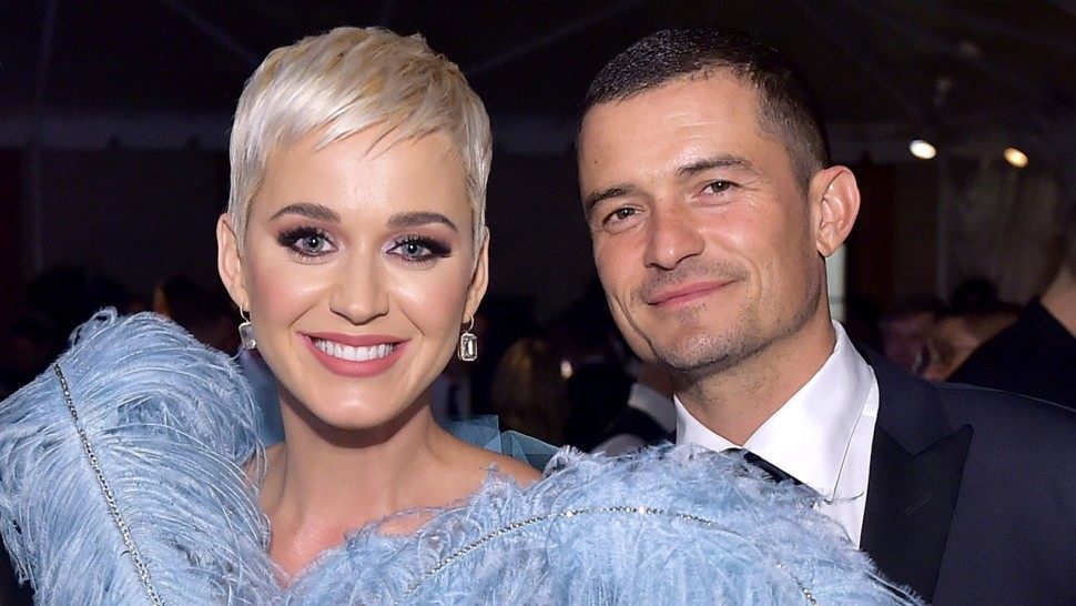 https://erizos.mx/mKaty Perry y Orlando Bloom se comprometieron con anilloemes/mejores-memes-vestido-katy-perry-grammys-2019/