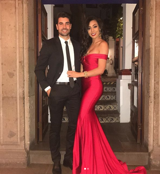 María Elena Anaya se reúne con Lizbeth Rodriguez