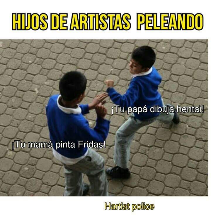 Memes niños peléandose por mamá