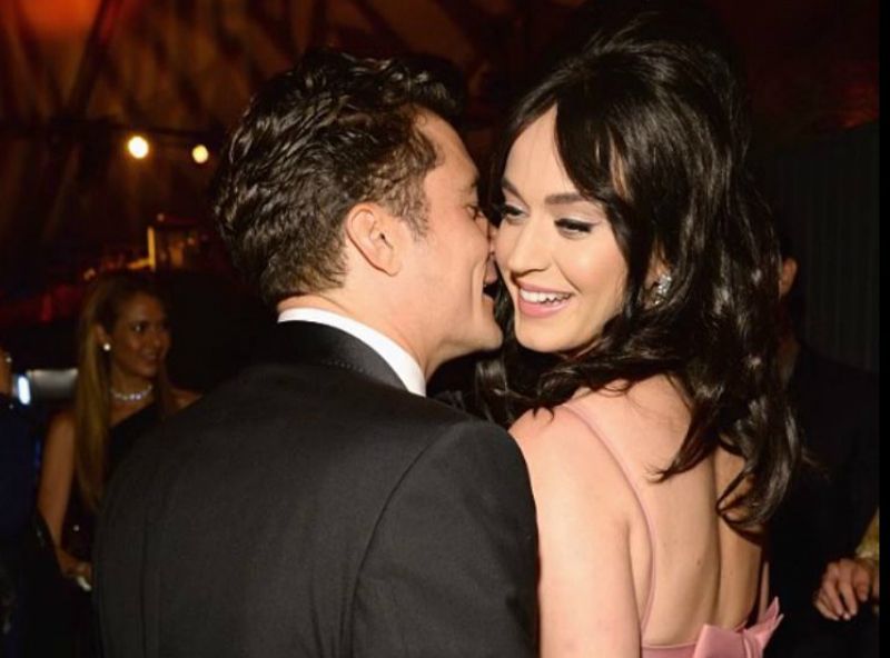 Katy Perry y Orlando Bloom se comprometieron con anillo