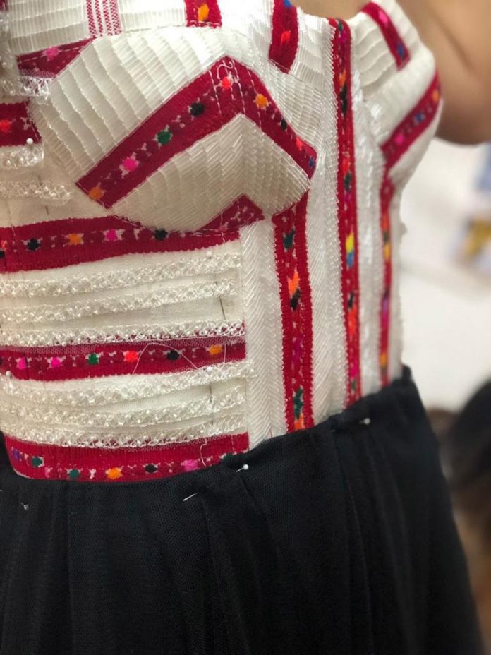 Vestido de Yalitza Aparicio: bordados oaxaqueños de familia