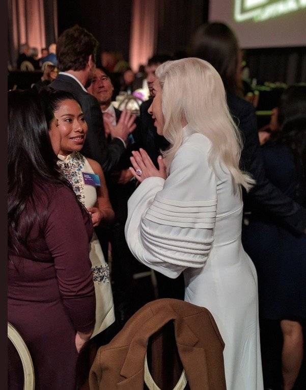 Yalitza Aparicio se reúne con Lady Gaga