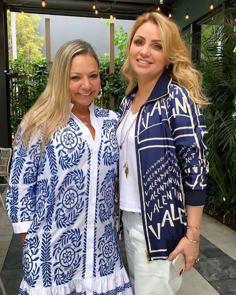 Angélica Rivera reaparece en Miami en compañía de la familia de Maluma