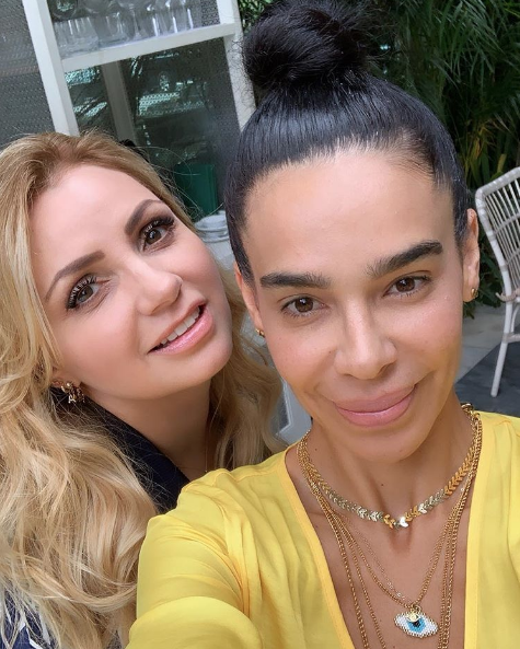 Angélica Rivera reaparece en Miami en compañía de la familia de Maluma