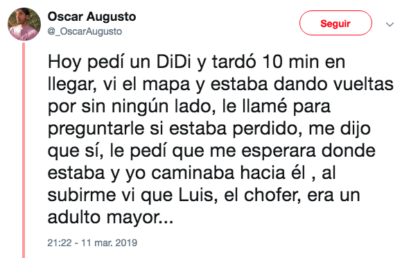 Joven ayuda a conductor de la tercera edad en Didi