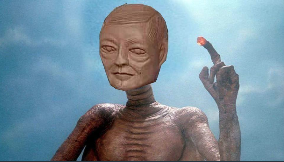 Los mejores memes de Benito Juárez y su estatua alienígena
