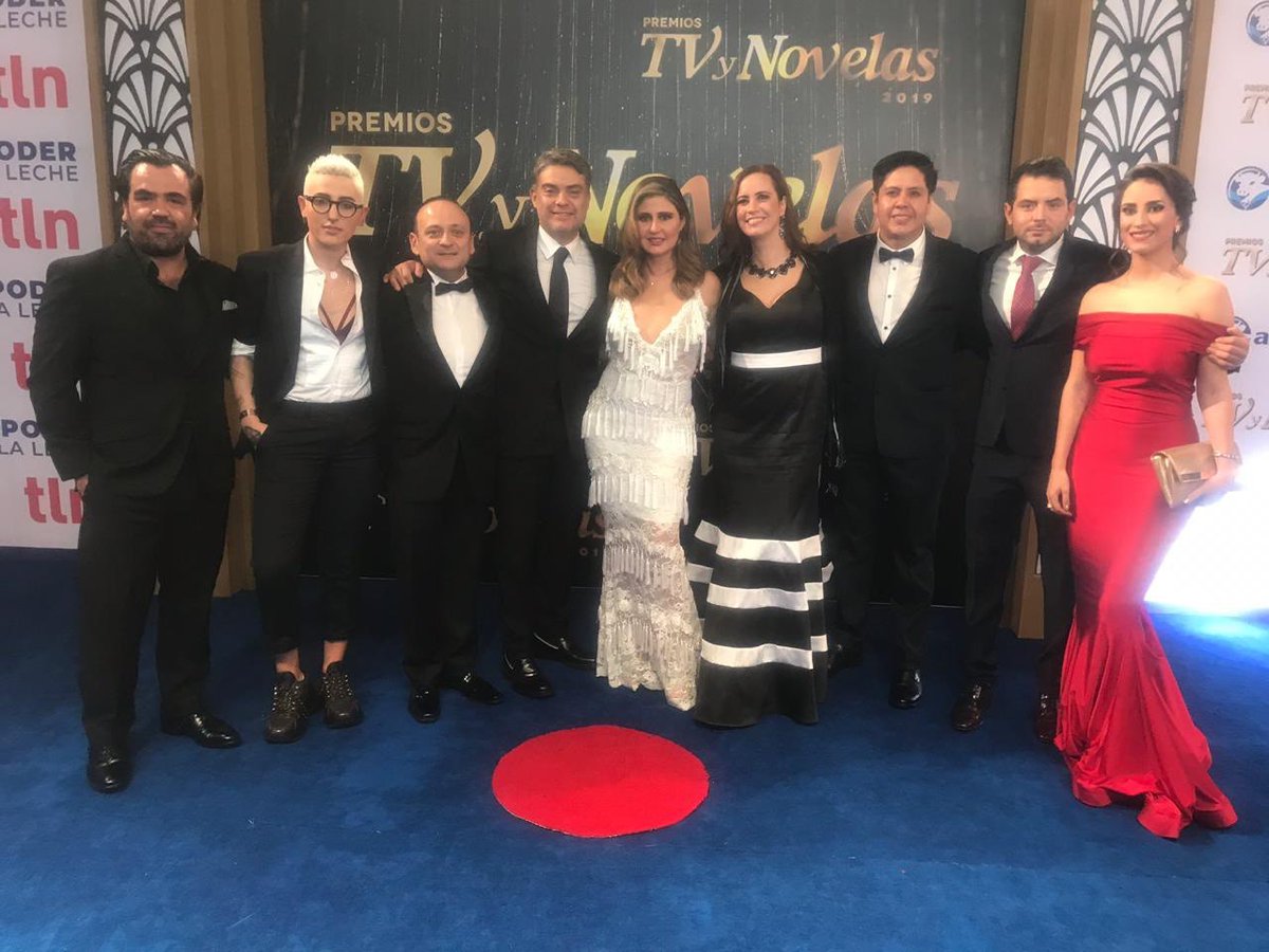 Premios TV y Novelas alfombra roja