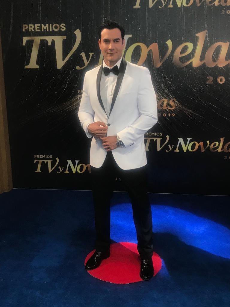 Premios TV y Novelas alfombra roja