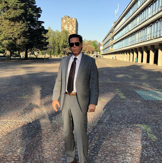 Roberto Palazuelos dio una clase de derecho en la UNAM
