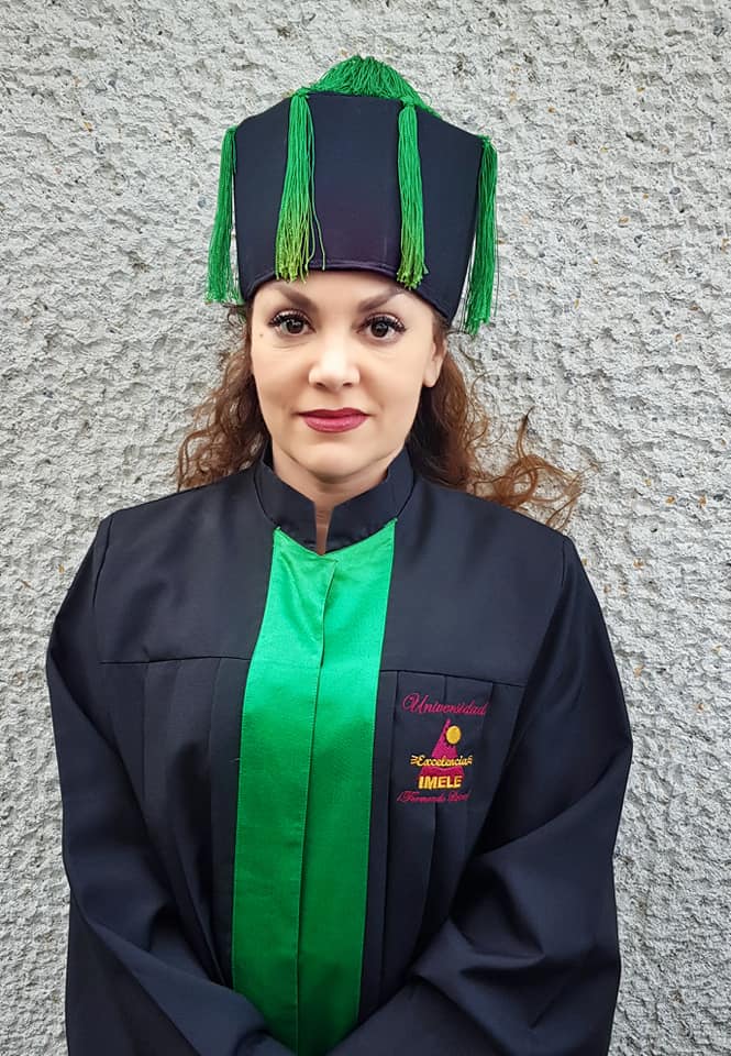 Tatiana recibe doctorado honoris causa en la UNAM