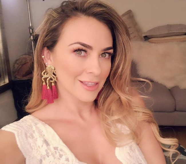 Aracely Arámbula se retira furiosa de un cine porque no recibió trato especial