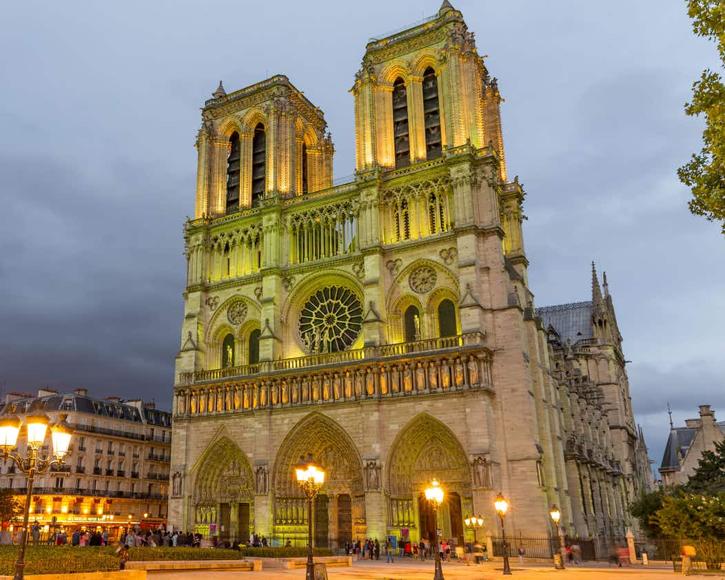 Mhoni Vidente predijo el incendio de la catedral de Notre Dame