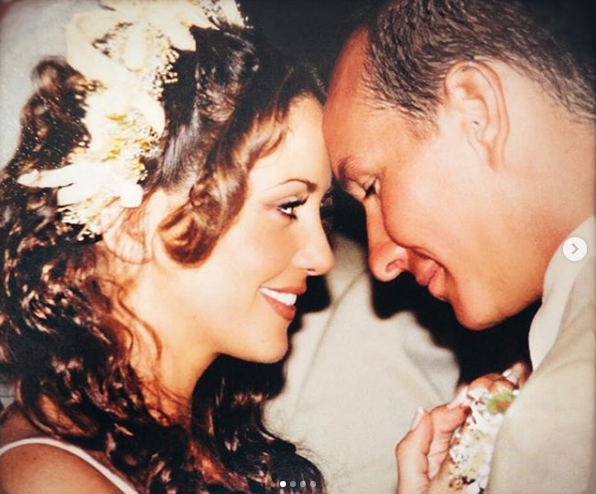 Andrea Legarreta celebra aniversario de bodas con Erik Rubín