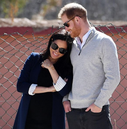 Reina Isabel II molesta porque Meghan Markle quiere que su bebé sea vegano
