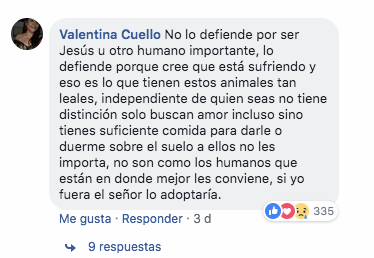 Perro defiende a 'Jesús' en representación del Vía Crucis