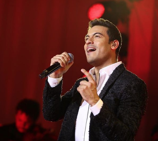 ¿Carlos Rivera y Cynthia Rodríguez terminaron?